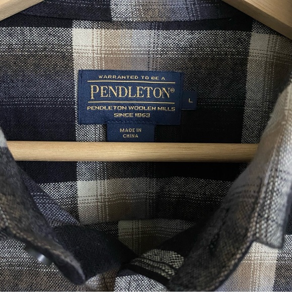 Pendleton mens button down flannel shirt - Picture 3 of 3